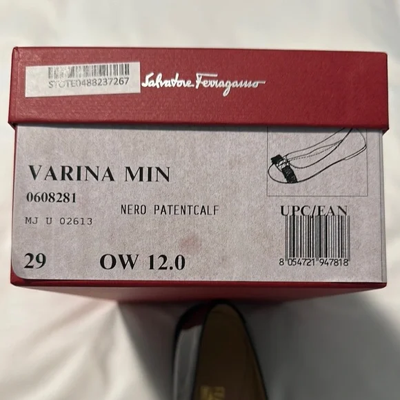 Salvatore Ferragamo Kids Black Flats